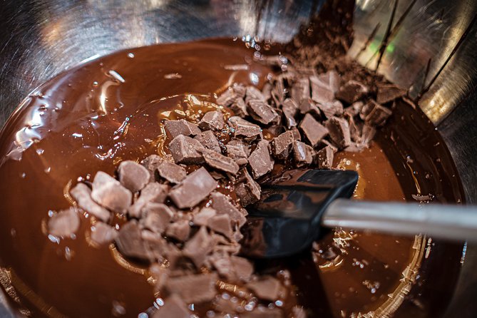2.5h Belgian Chocolate Pralines Workshop in Brussels - Group size, age rules, and the right kind of participant