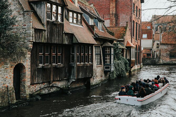 2-Hour Historical Walking Tour in Bruges with Praline Included - Rosary Quay, the city’s best camera angle