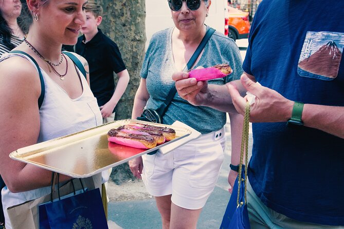 A Morning in Paris Food Tour: Croissants, Baguettes & Chocolate - Finishing with bean-to-bar chocolate at PLAQ
