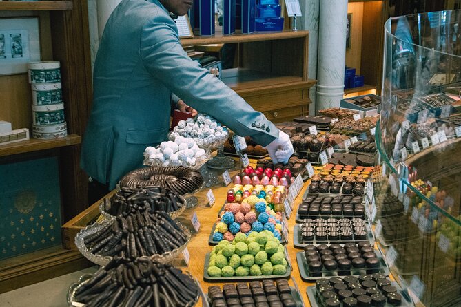 A Morning in Paris Food Tour: Croissants, Baguettes & Chocolate - Chocolate at Alain Ducasse and the covered arcade