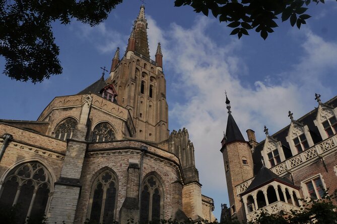 Across Bruges History Equals Fun with chocolate and waffle sample - The chocolate and waffle finish