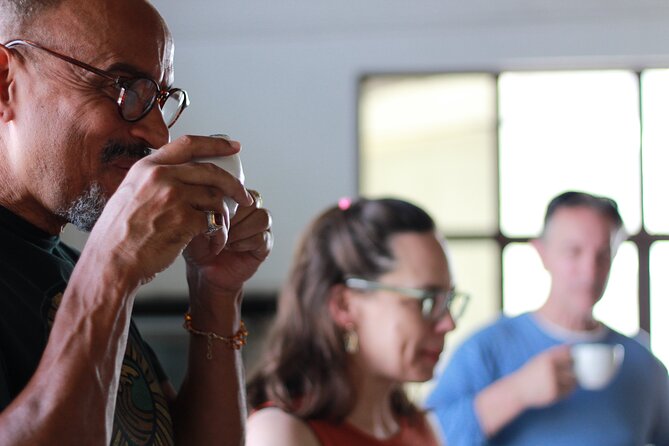 Art Workshops and Chocolate Shops Tour - Taller Artistico Comunitario and Adoratorio