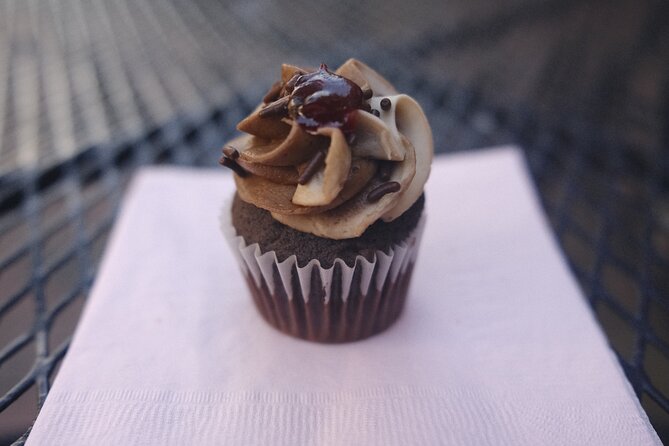 Back Bay Chocolate and Art Galleries Tour - Two galleries for a different kind of tasting
