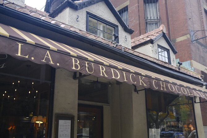 Back Bay Chocolate and Art Galleries Tour - Commonwealth Avenue Mall and the Back Bay setting