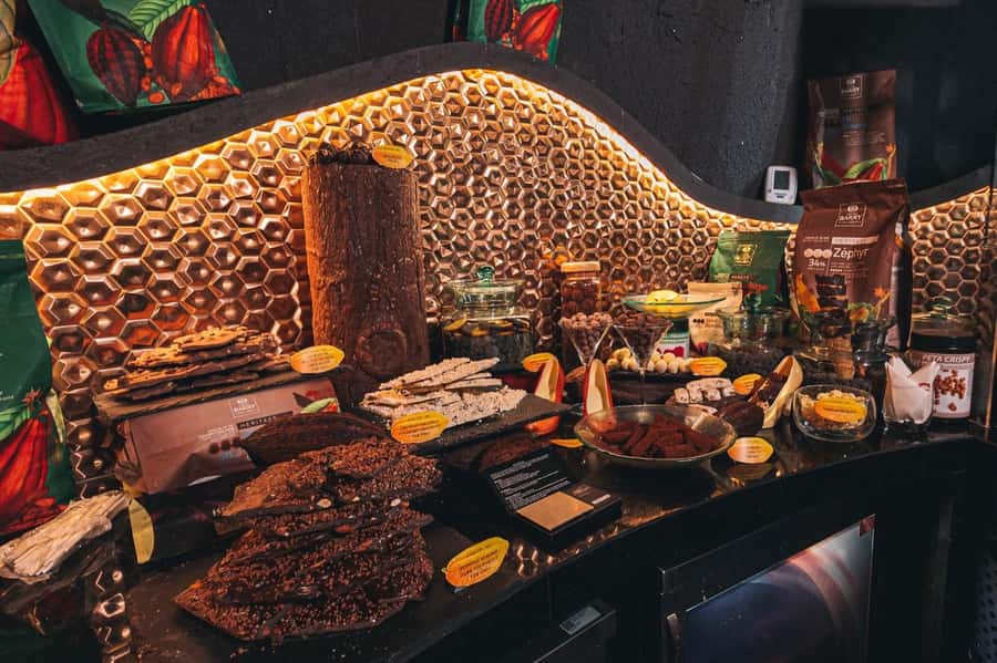 Bangkok: Red Sky 57th Floor COCOA XO Bar - What the $67 price means for two people