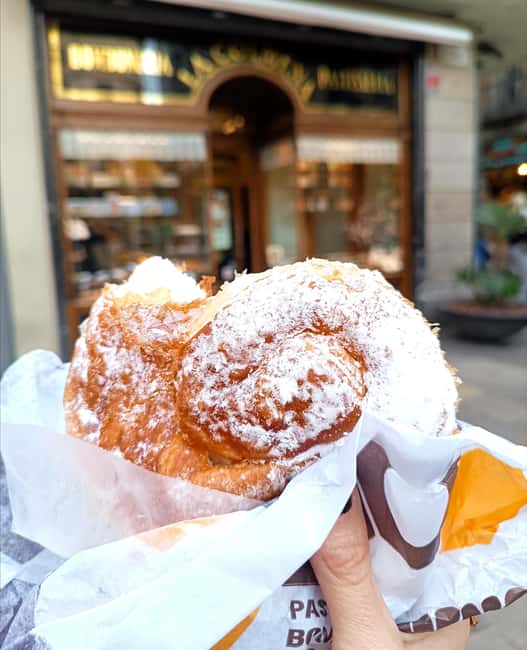 Barcelona: Delicious Chocolate walking tour - How the 2.5-hour format affects the experience