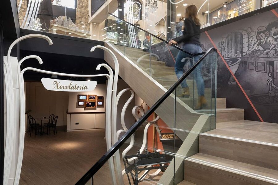 Barcelona: Nougat and Chocolate Museum Tour with Tasting - The shop afterward