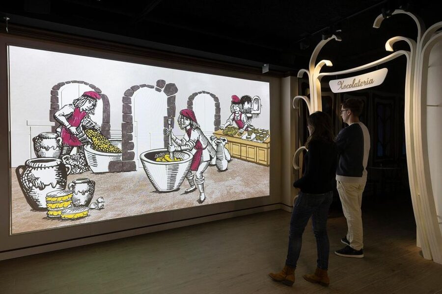 Barcelona: Nougat and Chocolate Museum Tour with Tasting - Languages, access, and timing