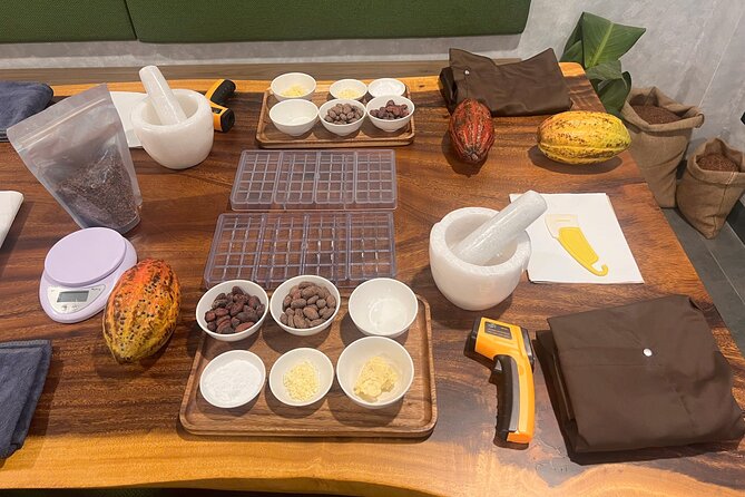 Bean to bar Chocolate Workshop in Ho Chi Minh City - Making, molding, and decorating your own bars