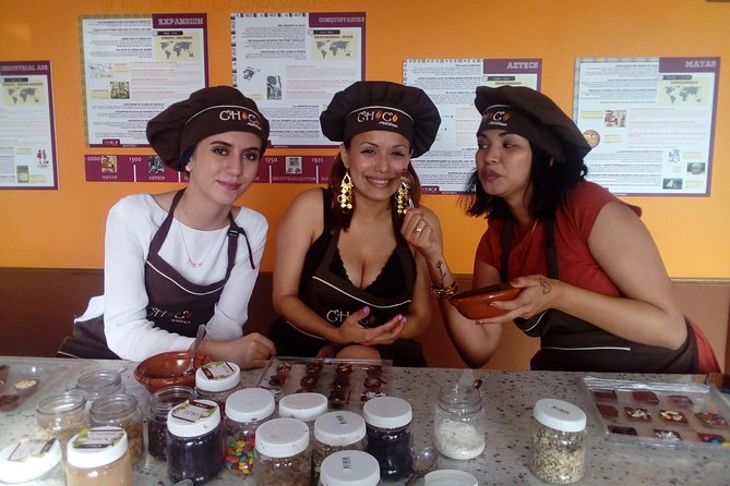 Bean to Bar Chocolate Workshop in Puerto Vallarta - Comfort, access, and family fit
