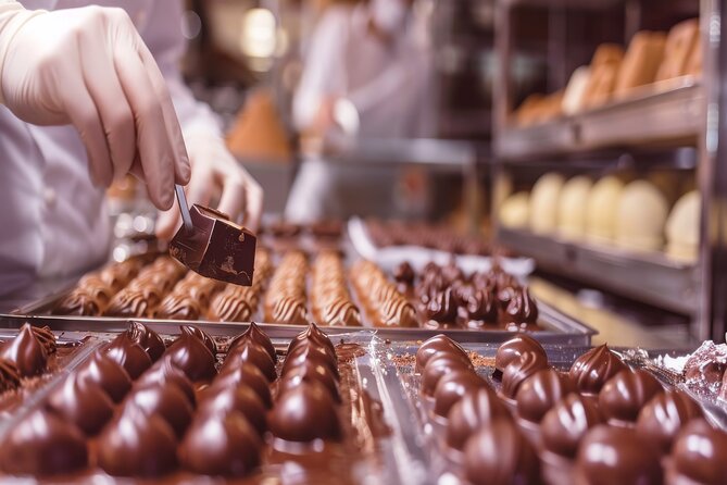 Bern: Chocolate Tasting and Walking Tour with a Local - Why chocolate works so well in Bern