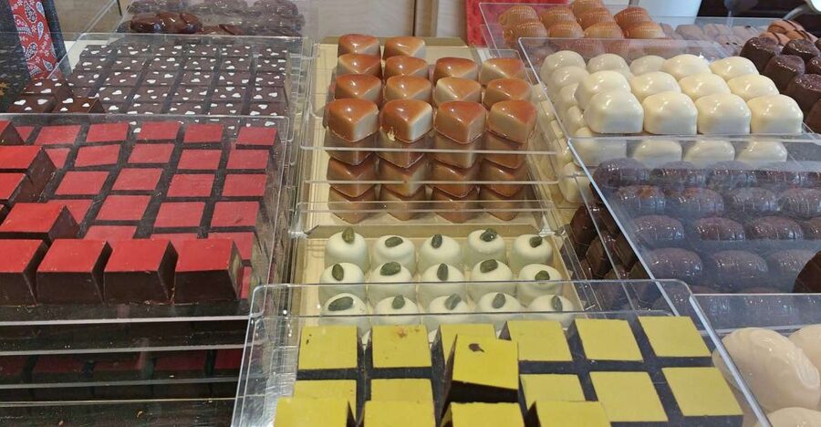 Brighton: Guided Chocolate Tour with Tastings - A chocolate walk through Brighton’s central sights