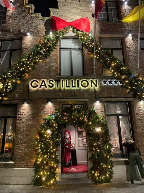 Bruges, Bike Tour with Chocolate Tasting & Hot Wine/Chocolat - Bruges by bike, with Christmas lights overhead