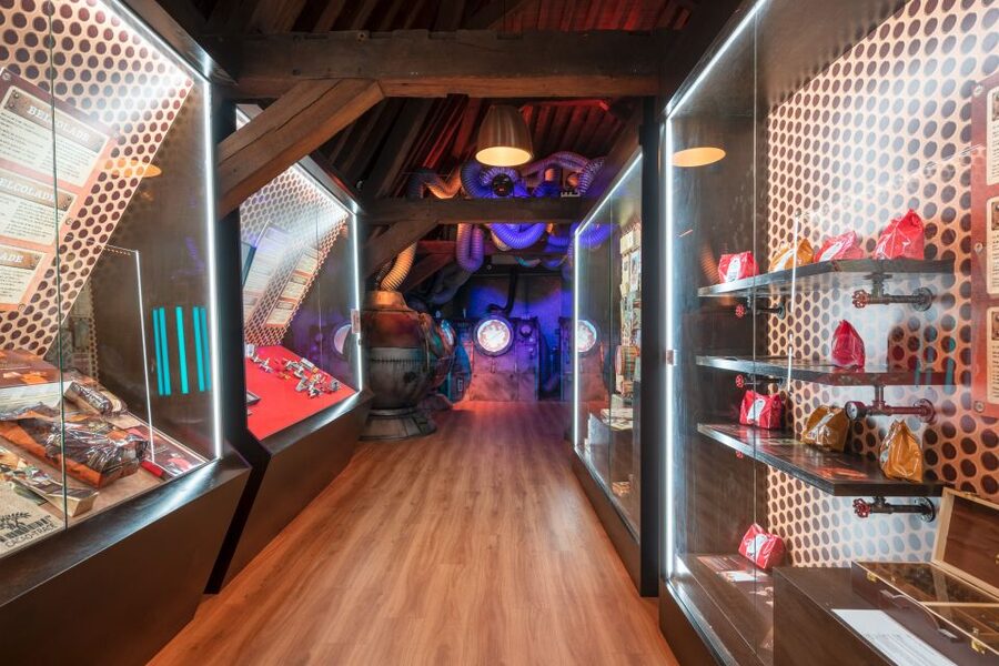 Bruges: Choco-Story Museum with Audio Guide and Tastings - The audio guide and the museum pace