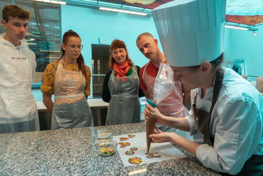 Bruges: Chocolate Making Workshop and Chocolate Museum Entry - Who should book this Bruges chocolate experience?
