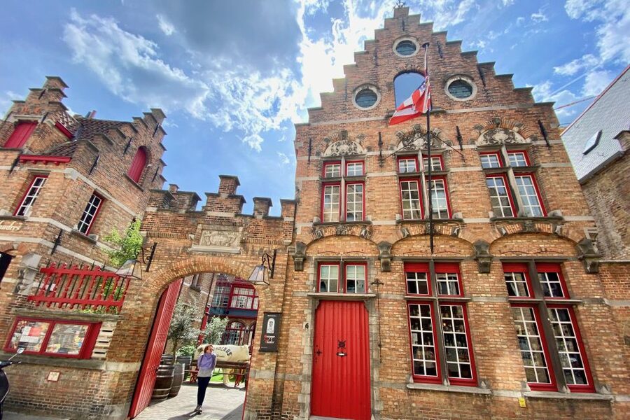 Bruges Highlights, Boat, Beer, Chocolate Day trip from Paris - The return drive and what the price really buys