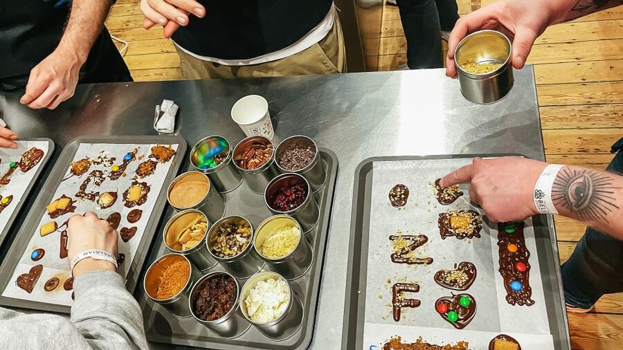 Brussels: Belgian Chocolate Making Workshop with Tastings - The meeting point is not the workshop