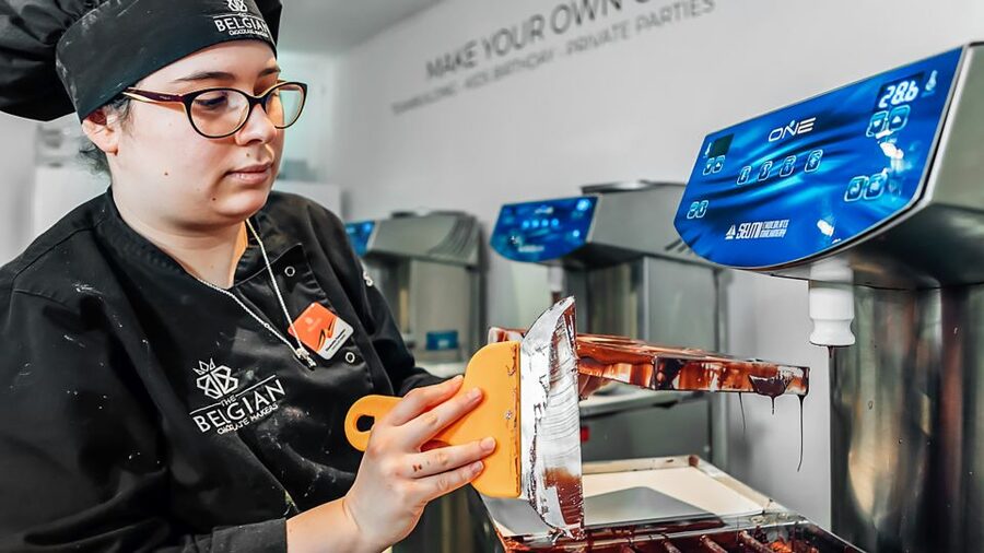 Brussels: Belgian Chocolate Making Workshop with Tastings - Who will enjoy this class most?