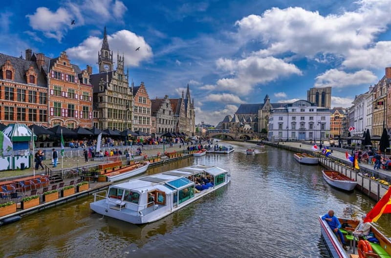 Brussels: Bruges & Ghent Tour w/ Cruise & Chocolate Tasting - Why this Bruges and Ghent pairing works