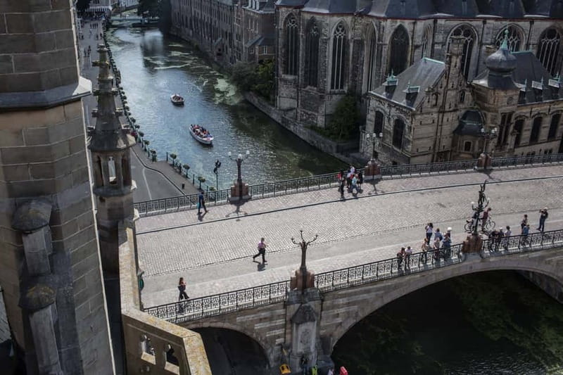 Brussels: Bruges & Ghent Tour w/ Cruise & Chocolate Tasting - How the guides shape the day