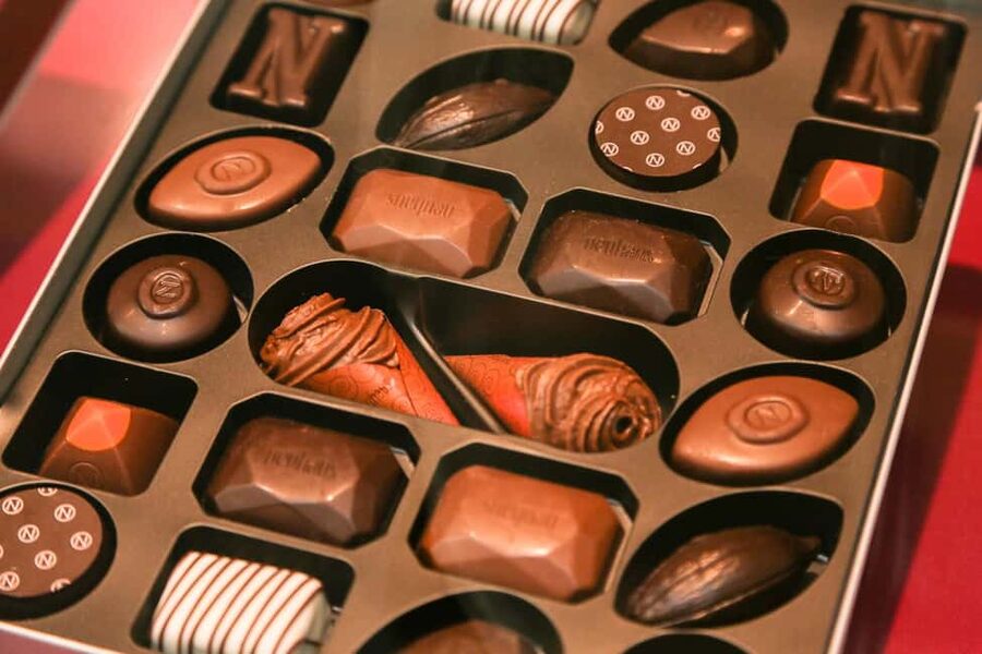Brussels: Chocolate Appreciation and Tasting Walking Tour - Who should book this chocolate walk?