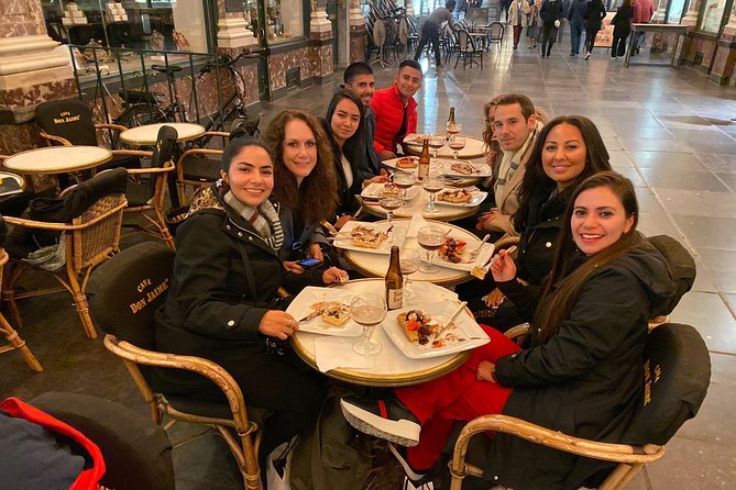 Brussels Chocolate Beer Waffle and Belgian Whiskey All-in-One (Small Group) Tour - Grand Place and the old center