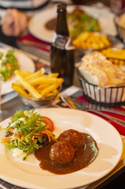 Brussels Food Tour: Main Dish, Beer, Waffle & Chocolate - Why this food tour works so well in Brussels