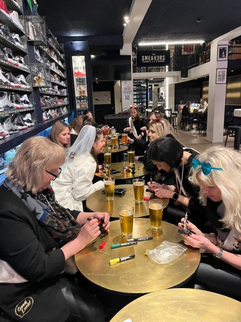 Brussels Tipsy Tour: Cocktail Making, Painting & Chocolates - Three Brussels activities instead of one ordinary bar stop