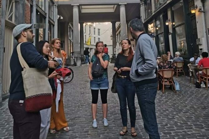 Brussels Walking and Tasting Tour (Beers,Chocolates&Fries/Waffle) - Guides who shape the experience