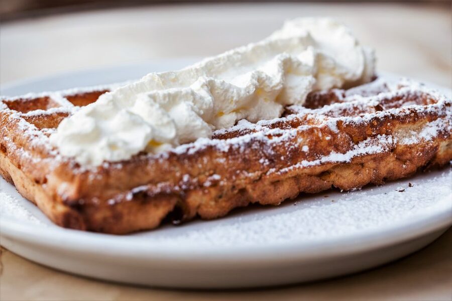 Brussels: Walking Food Tour with Chocolate, Beer, & Waffles - Why this Brussels food walk works so well