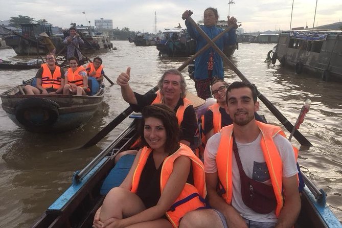 Cai Rang floating market, see sunrise, CaCao orchard, small canal - Learning how rice noodles are made