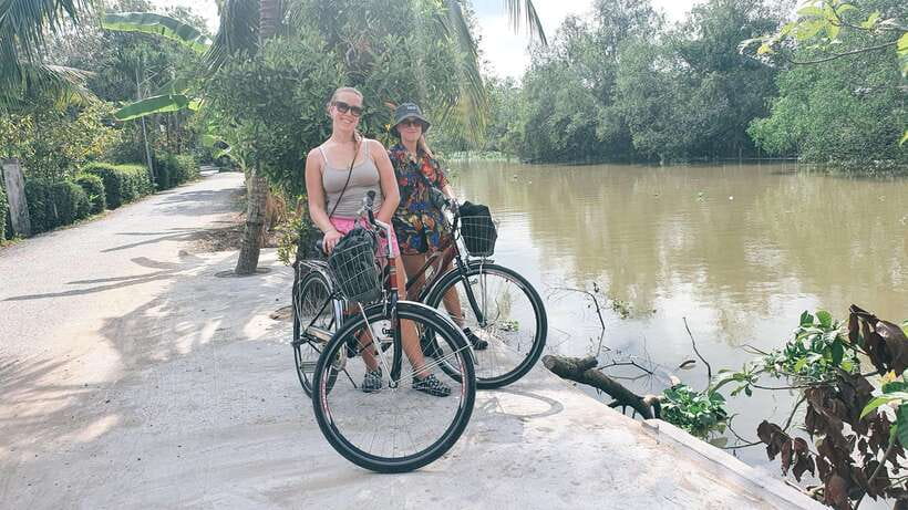 Can Tho: Countryside Cycling Tour with Cocoa Farm Visit - Inside Can Tho’s Organic Cocoa Garden