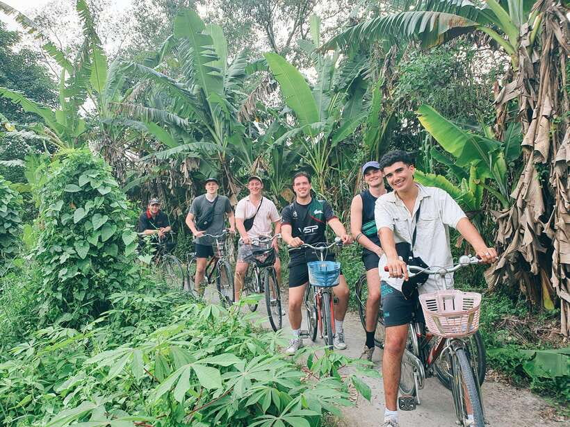 Can Tho: Countryside Cycling Tour with Cocoa Farm Visit - The Heritage Tree and a Stop With Local Stories