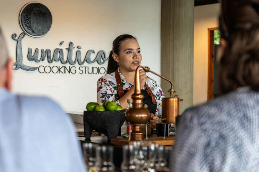 Cartagena: Boutique Rum and Chocolate Tasting at Lunático - Chocolate pairings that change the flavor