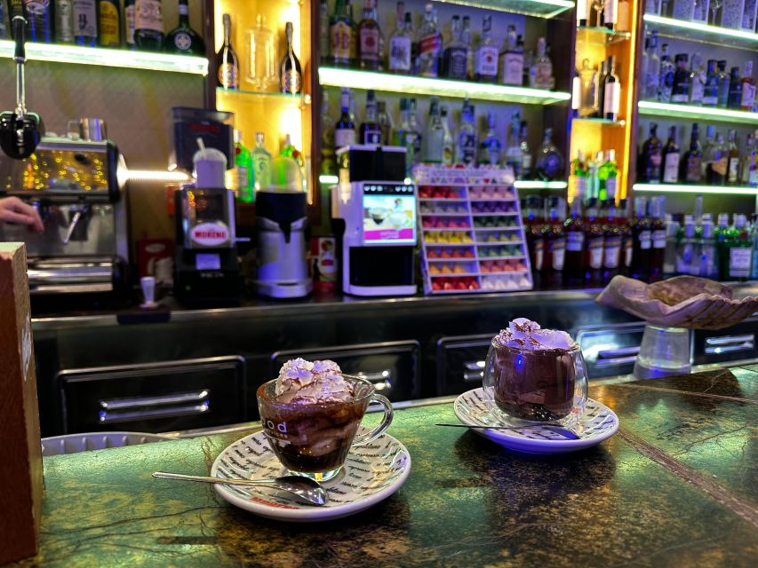 Chocolate and Pastry tasting tour in Napoli Old Town - Sfogliatella or rum baba: choosing the classic