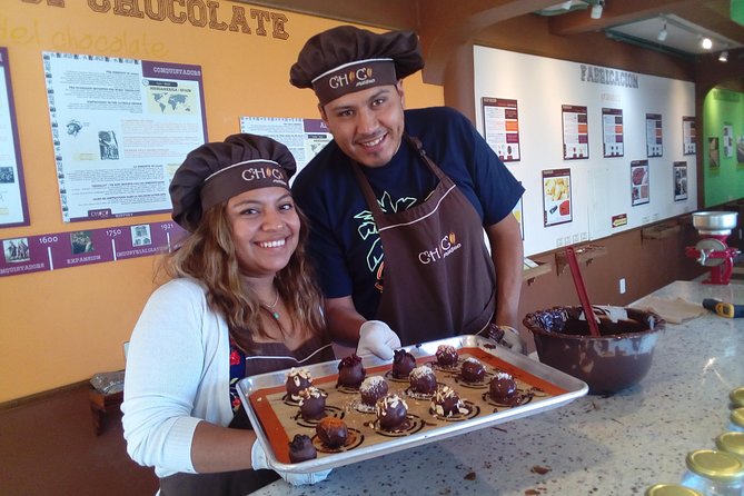 Chocolate and truffles workshop - Choosing ganache flavors and preparing the fillings
