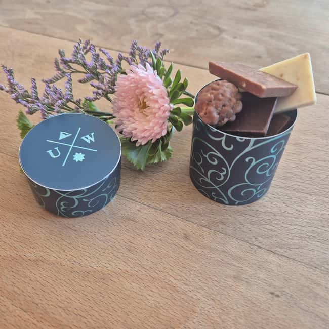 Chocolate, Art, and History walking tour of Zurich - Zurich chocolate with a side of city history