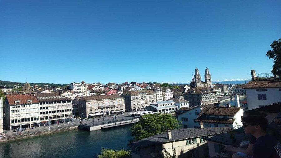 Chocolate, Art, and History walking tour of Zurich - Five chocolate houses, five different reasons to pay attention