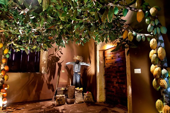 Chocolate-making experience & Colonial Zone walking tour - Why this tour works as a half-day in Santo Domingo