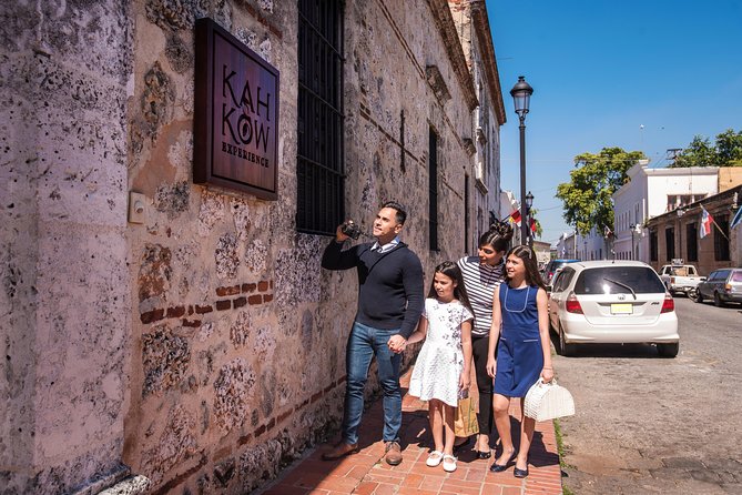 Chocolate-making experience & Colonial Zone walking tour - The Three Eyes caves in 30 minutes