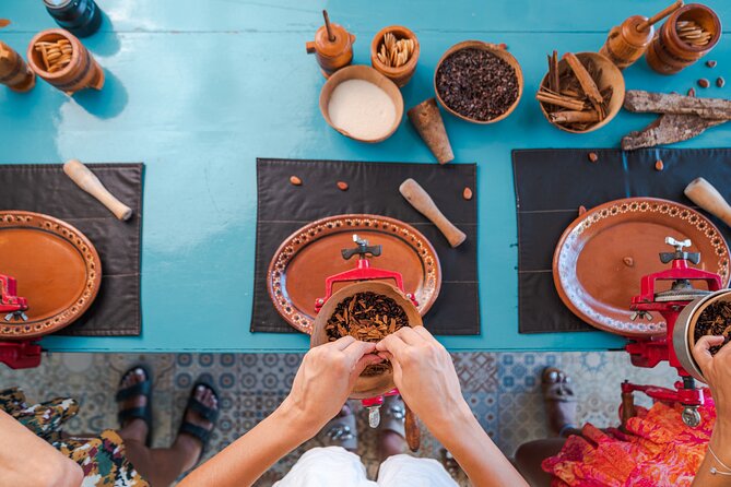 Chocolate Seaside Workshop & Wine Tasting - Seven or more Mexican artisan chocolates