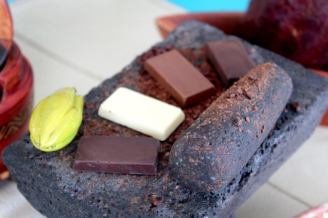 Chocolate Seaside Workshop & Wine Tasting - What the beach setting adds, and what it does not