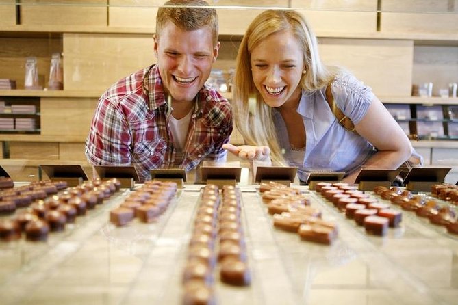 Chocolate Tasting with Lake Trip and City Tour: The Ultimate Lucerne Experience - Starting at Lucerne train station at 9 a.m.