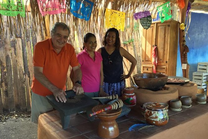 Chocolate Tour in Vallarta - The guides make the private format work