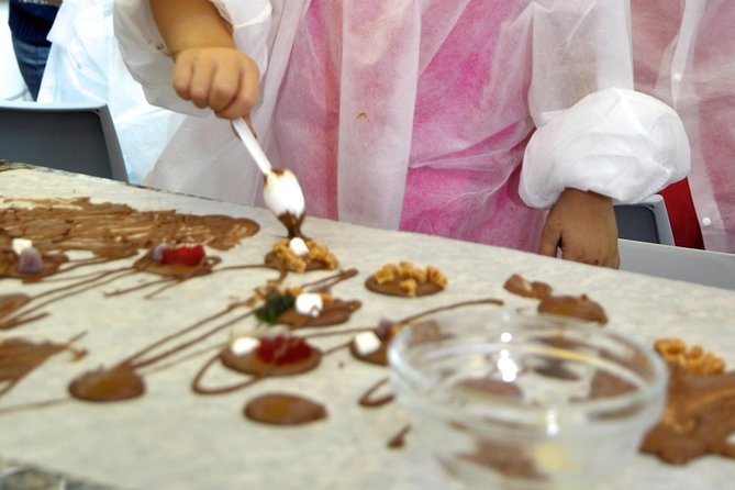 Chocolate Workshop at Choco-Story Brugge - Timing, group size, and practical planning