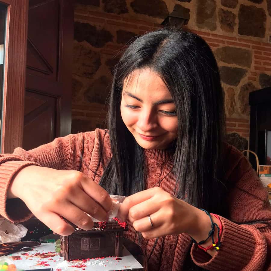 Chocolate workshop; gastronomic experience of cocoa. - From Maya cocoa to a chocolate bar