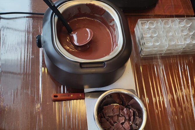 Chocolate Workshop in Cusco with Premium Organic Cacao - Why this chocolate class is worth your Cusco evening