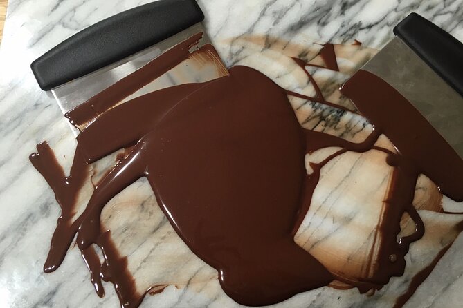 Class - Introduction to Chocolate Making at York Cocoa Works - Making ganache and traditional truffles