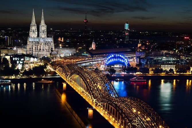 Cologne Private Roundtrip transfer incl. chocolate museum tickets - Museum Ludwig for art lovers