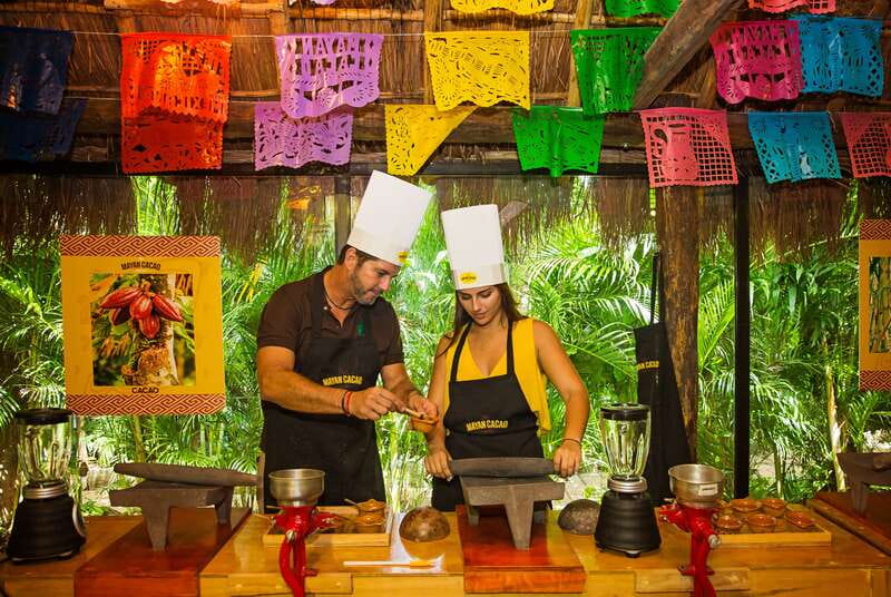 Cozumel: Chocolate Margarita Workshop with Mayan Recipe - Making the Chocolate Margarita